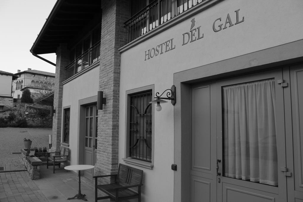 Hostel Del Gal Clusane Exterior foto